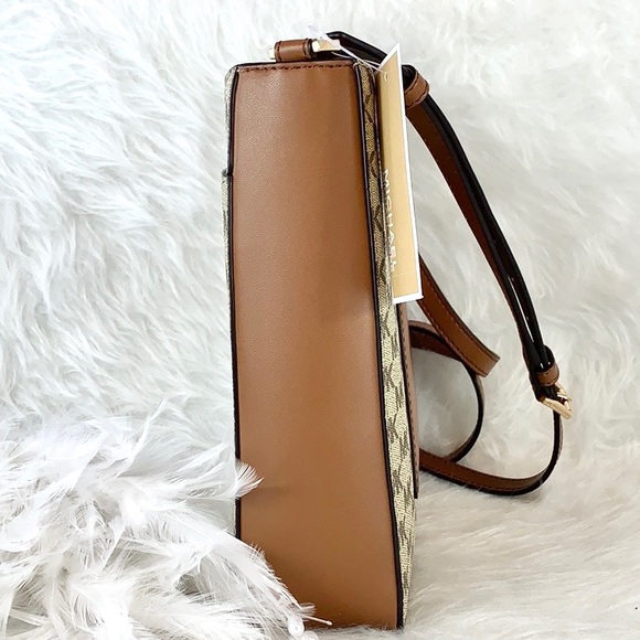 👜New Michael Kors 👜Gloria Natural Luggage Pocket - Picture 5 of 8